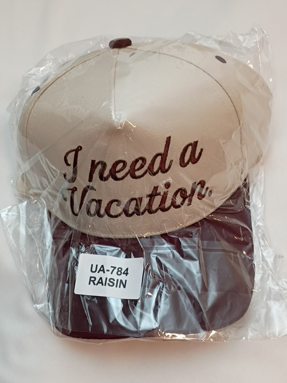 Zenana OSFM Adults'I Need a Vacation' Cap - Raisin/Beige